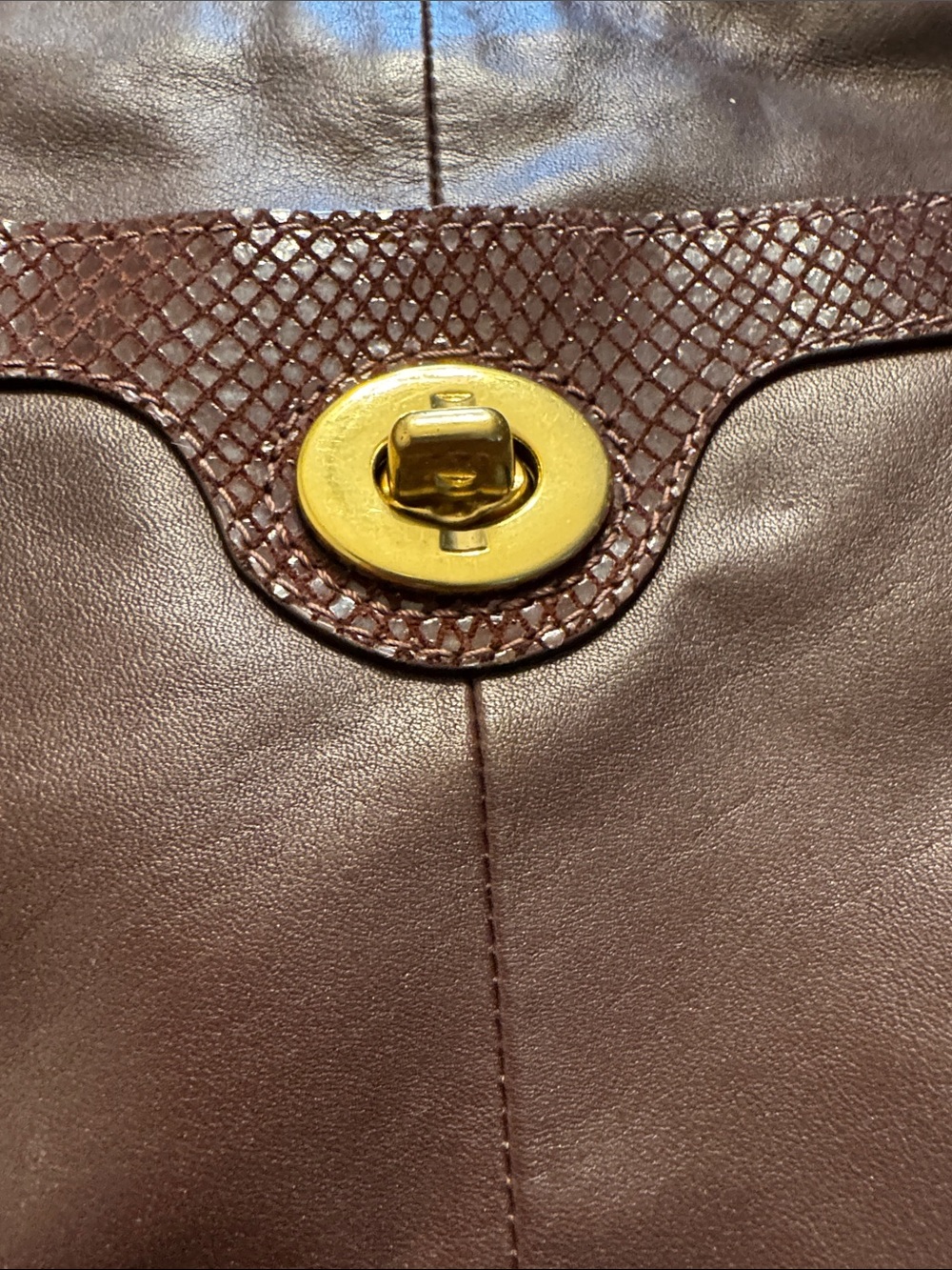 Coach Brown Leather Crossbody with Gold Turnlock - Picture 4 of 8